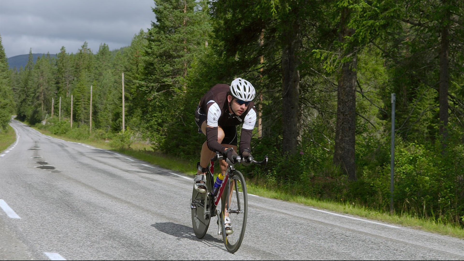 克莱·汤普森投篮远距离破纪录，三分线外无敌手，克莱汤普森投球